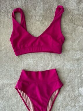High-Waist V-Neck Bikini Set in Hot Pink